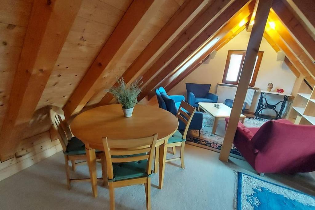 Gemuetliche Ferienwohnung Auf 2 Etagen Mit Dachterrasse Wangen im Allgäu Extérieur photo